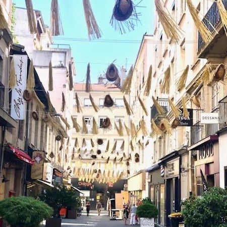 Le Terracotta Central - Lumineux Apartment Сент Етиен Екстериор снимка